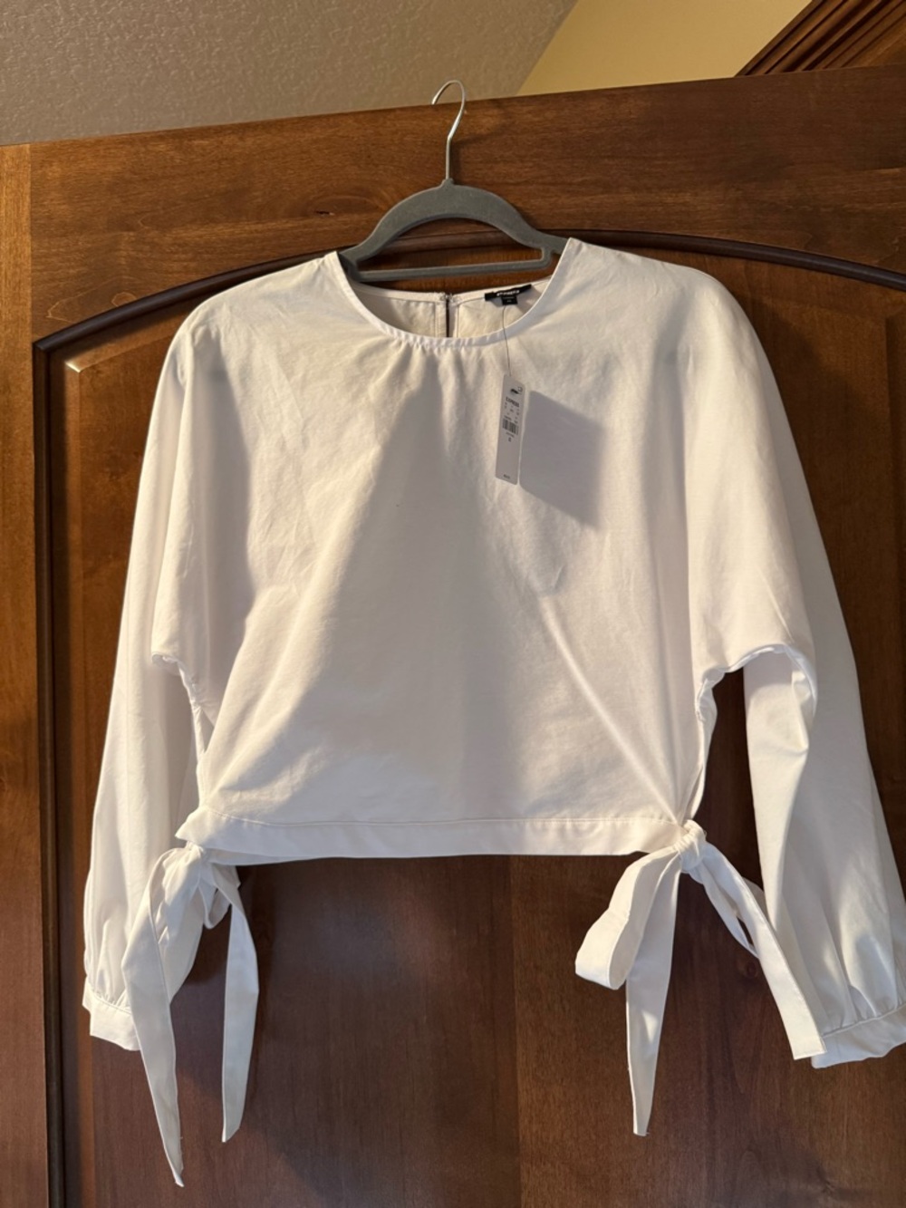 Express White Long-Sleeve Tie-Hem Blouse